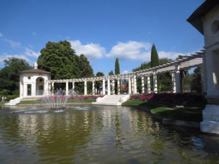 Arnaga pergola après restauration