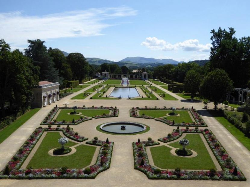 Villa Arnaga jardins français restaurés